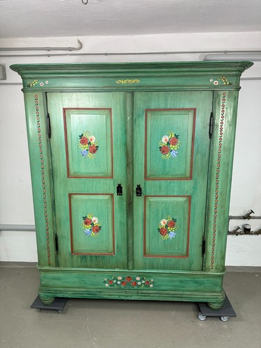 Antiker großer bauernschrank - antiker,
