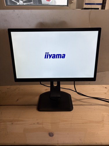 Full monitor iiyama - 22”, hd
