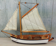 Deko Holz Segelschiff Boot Fischerboot 31 x 24cm maritim Fertigmodell 5138
