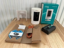 Ring Außenkamera Akku Stick Up Cam Battery WLAN 1080P Weiß fast neu Regenschutz 