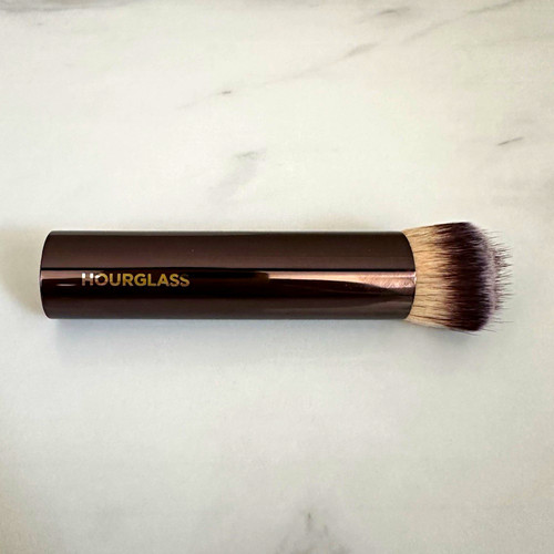 Hourglass foundationpinsel - hourglass,
