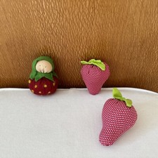 Set zwei Erdbeeren Deko Stoff Erdbeermännchen Filz Stoff schönes Heim Handmade