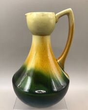 Antike Bretby gelb & grün glasierte Ewer, Christopher Kommode?