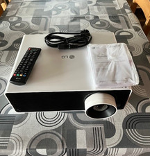 LG ProBeam Laserprojektor DBF510RG (WUXGA, 5000 lm, 1.3 - 2.08:1) 