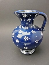 Krug ca. 19,5 cm Dirndl blau