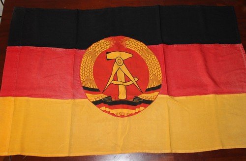 Ddr fahne 85cm mal 55cm - 85cm, guter