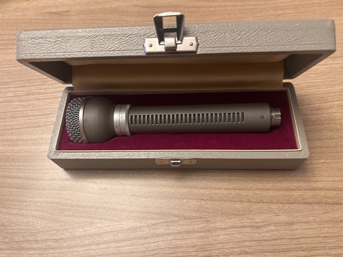 Akg d19 bs200 studio - bs200, mikrofon