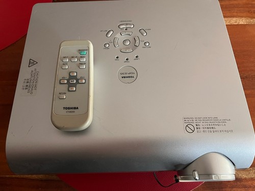 Beamer toshiba tdp s35 mit - beamer,