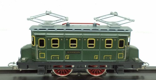 Marklin uit set 0050 lok - e,