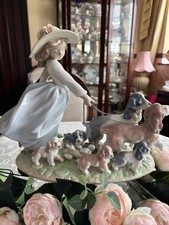 Lladro Figur 6784 Welpenparade