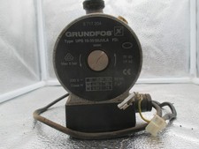 ERSATZTEILE für Gas Terme Junkers ZWR 24-4 AE 23 Umwälzpumpe 3 Ansch. gebraucht.