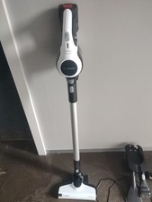 Bosch Unlimited Serie 6 Akkustaubsauger Kabellos mit 2 Akkus !