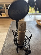 Rode NT1-A Kit Kondensator-Mikrofon Set mit Spinne, Popschutz