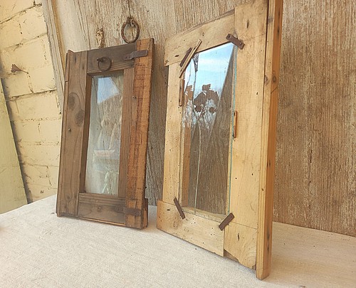 Schöne alte rahmen aus holz - aus,