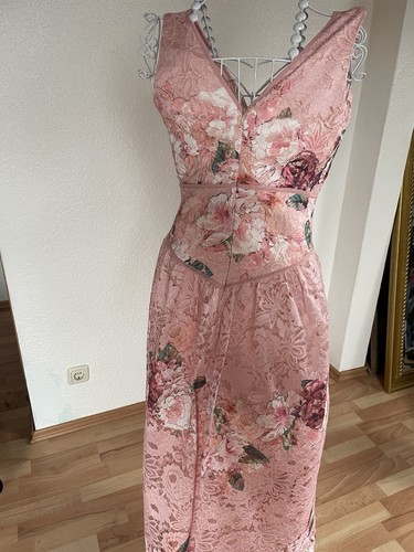 Elegantes tüll kleid von der - tüll,