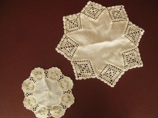 2 Weihnachtsdeckchen