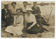 Strohhut Kreissäge - Mode Personen am Strand - Altes Foto 1910er