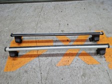 DACHTRÄGER MIT SCHLÜSSEL