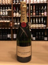 1 x Moet et Chandon Champagner