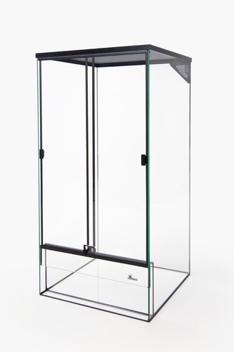 Hochterrarium mit