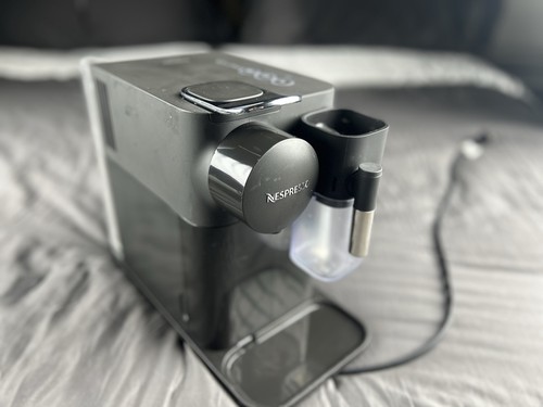 Longhi nespresso lattissima - de'longhi,