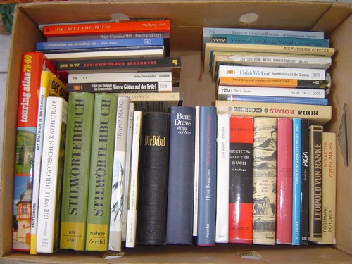 Große kiste bücher - kiste,