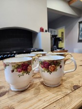5 x Royal Albert OLD COUNTRY ROSES Tassen