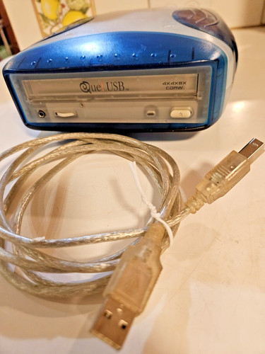 Que usb drive - usb,