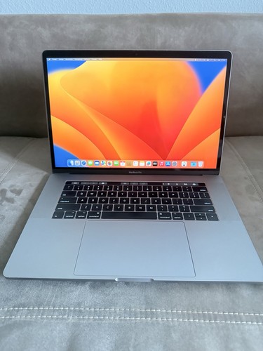 Apple macbook pro 2017 - apple,