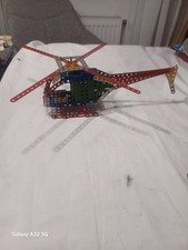 Vintage Hubschrauber aus Teilen eines Baukasten zusammengebaut verm. Mercano