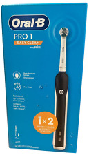 Oral B Pro 1 easy clean Elektrische Zahnbürste entfernt bis zu 100% mehr Plaque