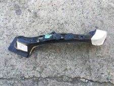 Daihatsu Sirion M3 (05-13) : Scheinwerfer-Stütze rechts 53207-B1010