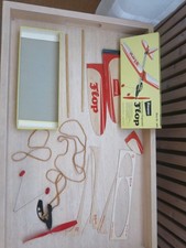 Graupner  gummimotor flugmodell flop nr. 4415