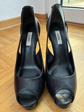 Guess Peeptoe Plateau High