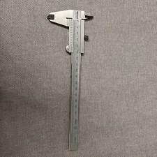 Mitutoyo Messschieber Schieblehre 0-150 mm 