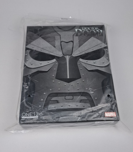 Mezco marvel one - -, one:12
