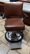 1 Friseurstuhl Olymp Leder