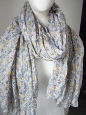großer Schal/ Tuch grau mit