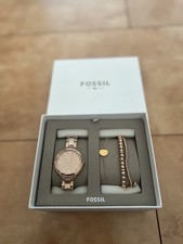 Fossil Geschenkset für Damen Uhr +  3 Armbänder Rosegold BQ3543Set