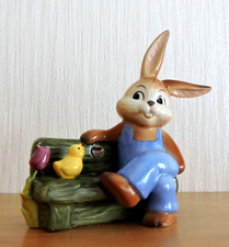 Goebel Figur  Hase mit Küken