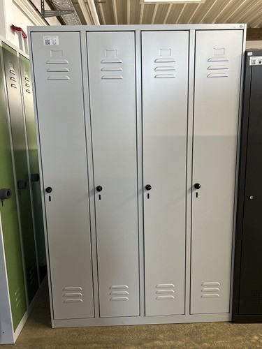 Metallspind mit 4 großen - c+p,