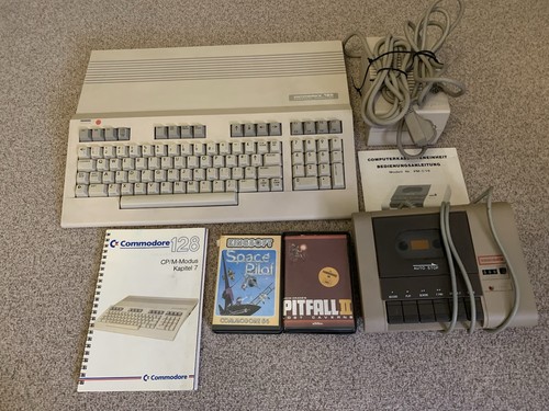 Commodore 128 set - 128, –
