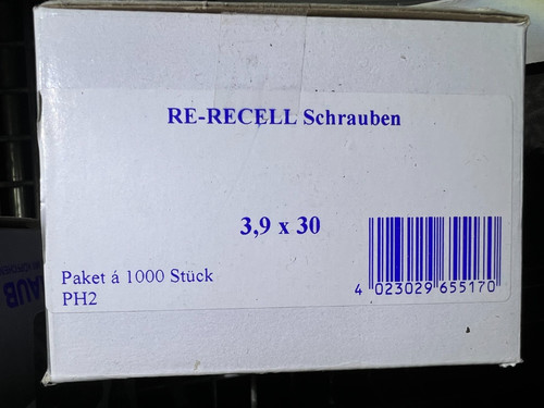 Packung rigipsschrauben - packung,