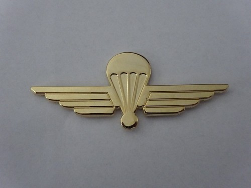 C11 military parachutist - ,