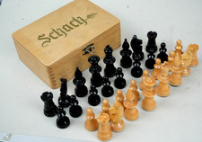 ALTES SCHACHSPIEL /