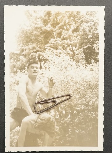 Foto portrait mann camping - foto,
