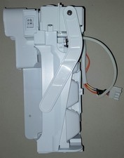 Eisbereiter Kühlschrank / LG