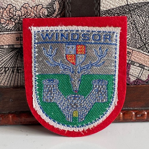 Vintage patch windsor - vintage,