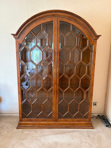 Extravaganter vitrinenschrank - extravaganter,
