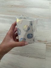 Stifte Pinsel Behälter Aufbewahrung Bad Schreibtisch Muscheln Bunt Box Weiß